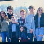 Karen Ferrell - @karen.ferrell.96 - Instagram