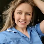 @karenharold20 - Instagram