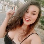 @karenharold51 - Instagram