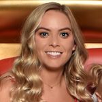 Karen Hewitt - @karenhewitt10 - Instagram