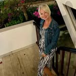 Karen Holloway - @karen.hotholloway - Instagram