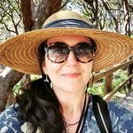 Karen Hutt - @grasshopper_magic_at_home - Instagram