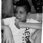 AXEL VILLACIS - @karenkampis - Instagram