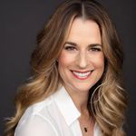 Dr. Karen Litzy, Physical Therapist + Biz Coach + Podcast Host - @karenlitzy - Instagram