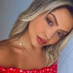 Karen Moreira - @akaren_moreira - Instagram