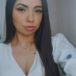Karen Pio - @karenspoli - Instagram