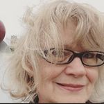 Karen Rafferty - @laceandloom - Instagram