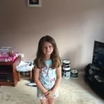 Karen Ruffles - @karenruffles24 - Instagram