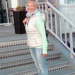 @karen.scheibe62 - Instagram
