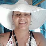 Karen Seaton - @aamirkaren2003 - Instagram