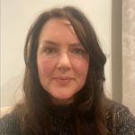 Karen Storie - @kazglaz9 - Instagram