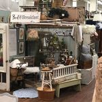 Karen Teeter - @thefoxhole.antiques - Instagram
