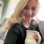 Karen Tracey - @karentracey44 - Instagram