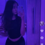 @kari_closee - Instagram