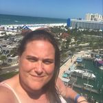 Kari Decker - @karidecker28 - Instagram