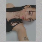 Karina Dell - @karinadell - Instagram