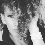 Kari Escobar - @ladyvinestyle - Instagram