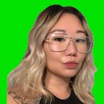 Kari Ferrell - @hotdoghandjobs - Instagram
