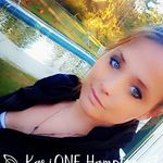 Kari Hampton - @daughterofhimtheone - Instagram