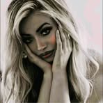 Kari Hayes - Facebook
