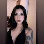 Kari Herrera - @kari1.10 - Instagram