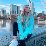Kari Herron - @ae.margarita.ae763 - Instagram