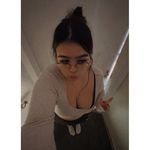 Kari Joyce - @karis_bookshelf_ - Instagram