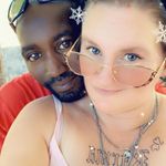Kari Leach - @karie.leach.9 - Instagram