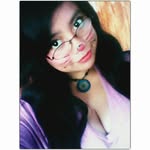 soy loca 💜y eso es ser unica - @karilindakari - Instagram
