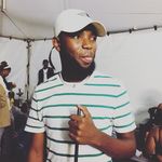Lloyd Kari - @lloyd.kari.5 - Instagram