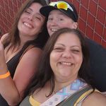 Kari Perry - @kariperry77 - Instagram