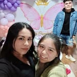 Kari Ponce - @kariponce10 - Instagram
