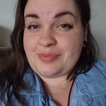 Kari Redman - @karirosered - Instagram