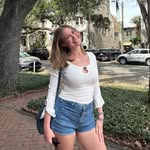 Kari Riggins - @kari.riggins - Instagram