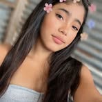 Kari Rivas - Facebook