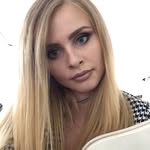 Kari Robbins - @karirobbins27 - Instagram