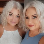Kari and Lisha Schneider - @schneidertwins - Instagram