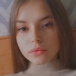 @karisha.r.p - Instagram