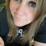 Kari-Sue Thacker - @kstronglifts - Instagram