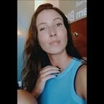 Kari Tully - @karibob3rry - Instagram