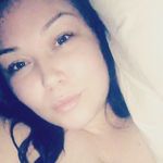 Kari Vernon - @karebearflocka - Instagram