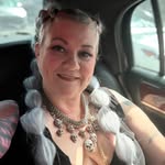 Kari Watson - @tatchick72 - Instagram