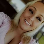 Kari Wiley - @kariwiley22 - Instagram