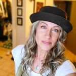 Kari Wright - @kjfancy - Instagram