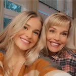 Karie Davis - @kariethecatmom - Instagram