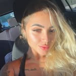 Karine - @karine_leonee - Instagram