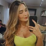 Karine Leonel - @karinealeonel - Instagram