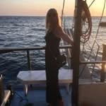 Karin Lorenz - @karinloewenbar_ - Instagram