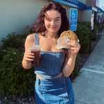 Karin Macáková - @karinmacak - Instagram