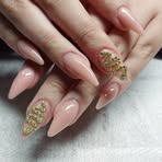 Karina Aparicio - Facebook
